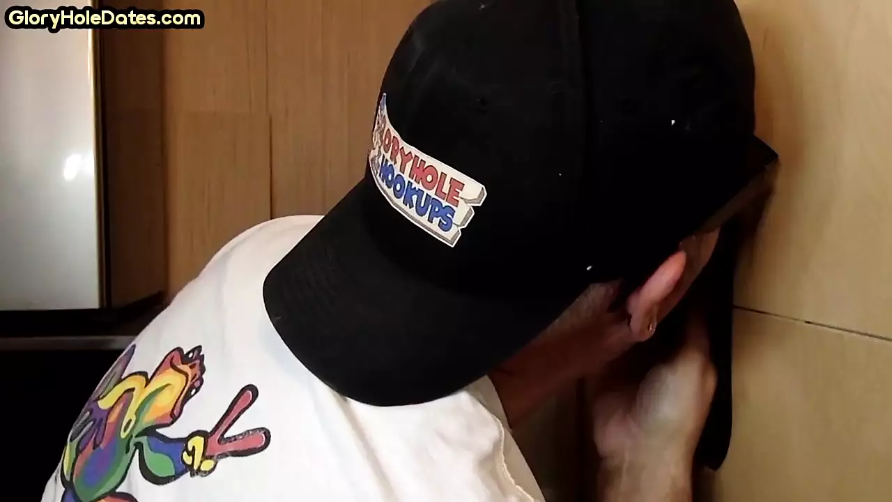 Gloryhole Real Mature Dilf Deepthroats Black Dick At Home Gay Glory