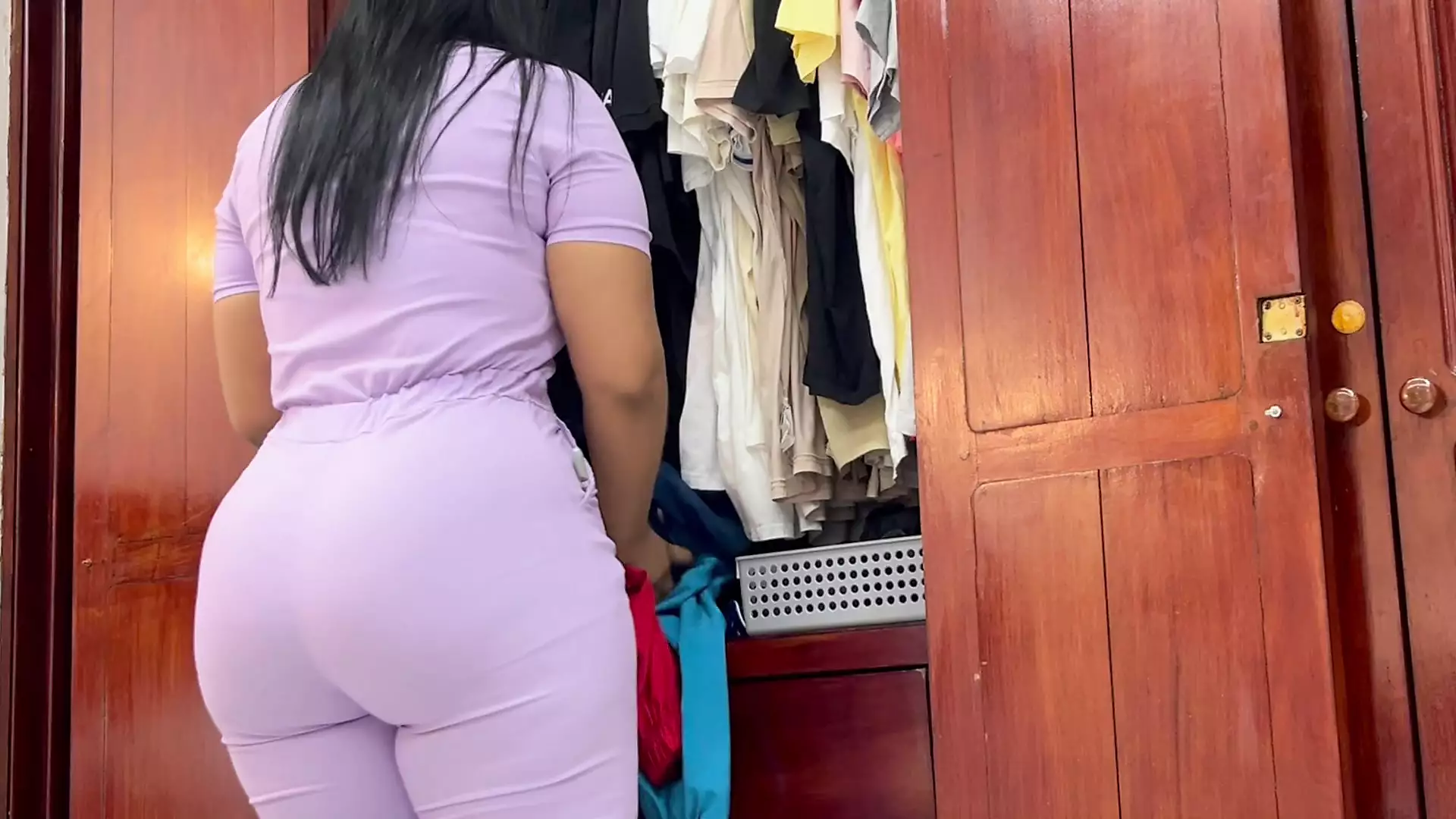 Camera Amteur Registers Big Ass Nurse Perfect Body Porn Feat