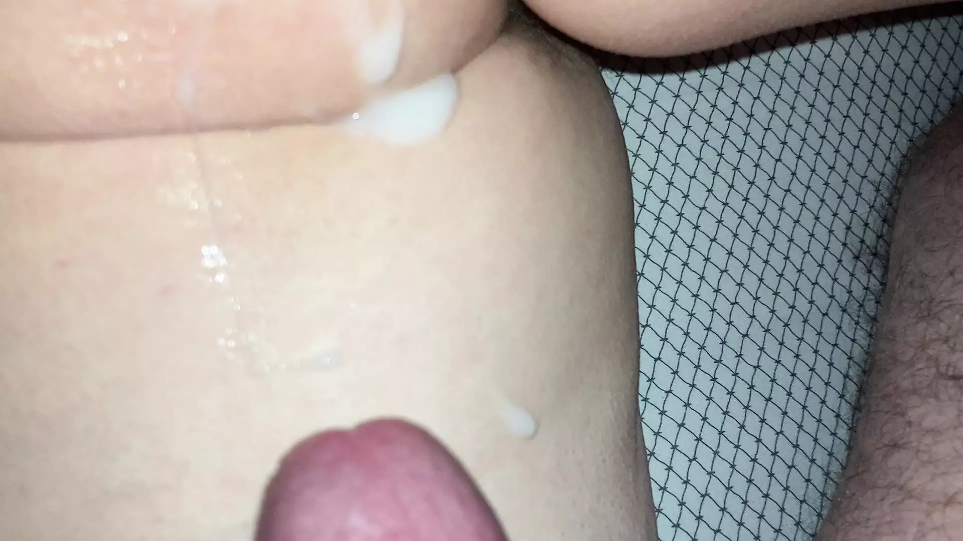 Fuck Finger And Cum Over That Big Pale Butt XHamster