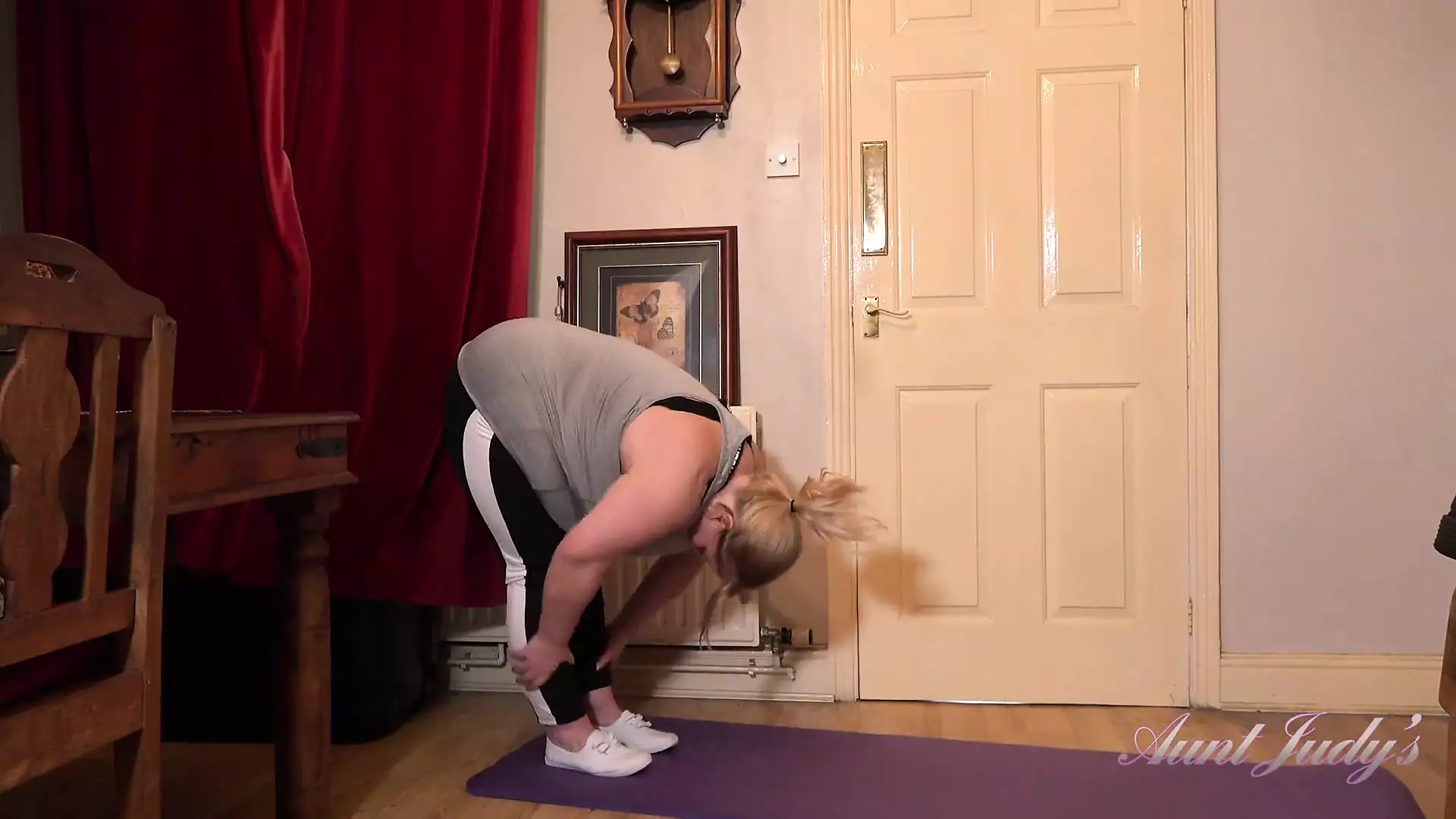 Auntjudys Hot Yoga Workout With Voluptuous BBW MILF Megan Milly