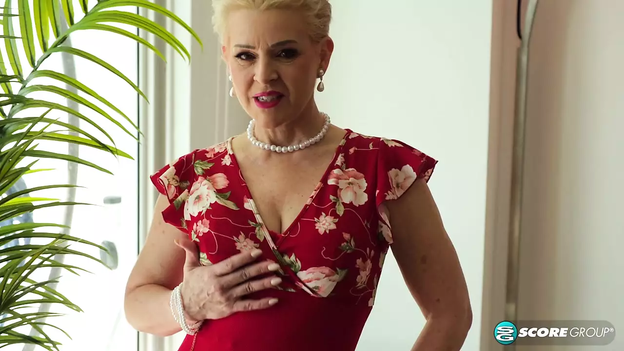 58 Year Old Bobbi Shay Gets Off And Tells You How To Jack By MILF