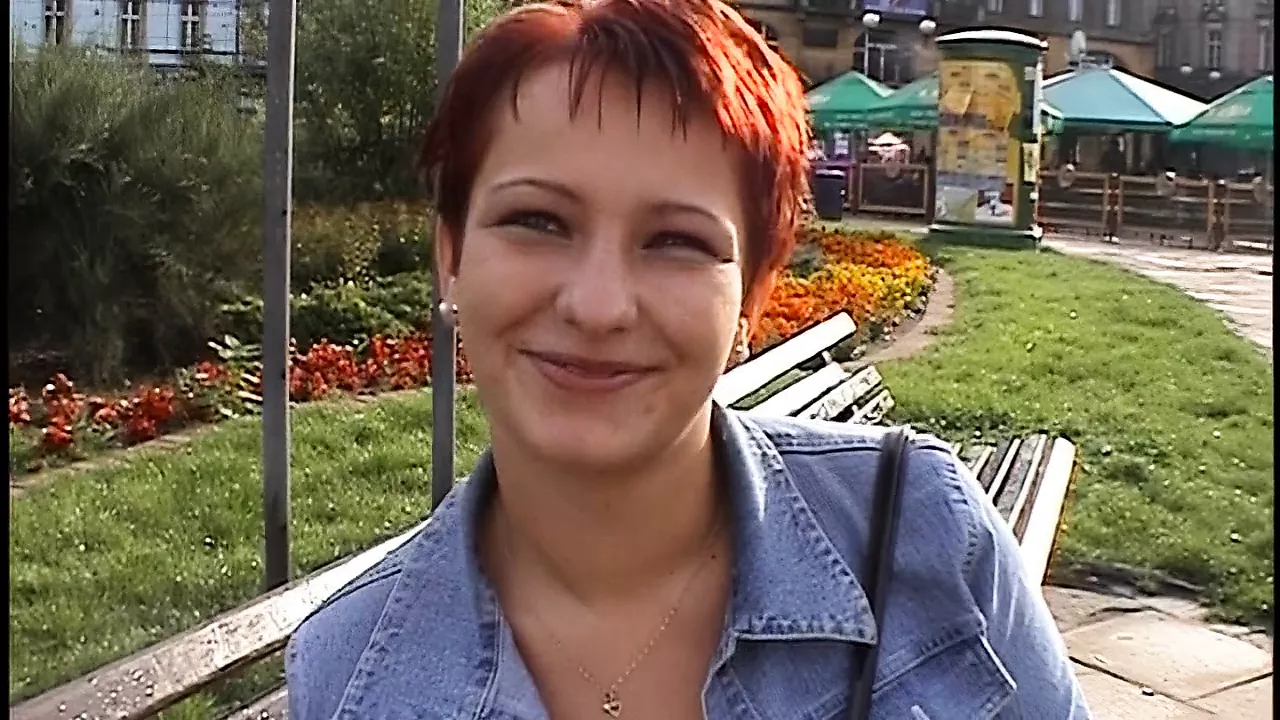 Rothaarige Mit Dicken Titten In Geldnot German Hidden Camera Porn By