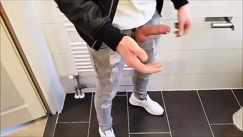 Free Locker Room Wank Gay Porn Videos XHamster