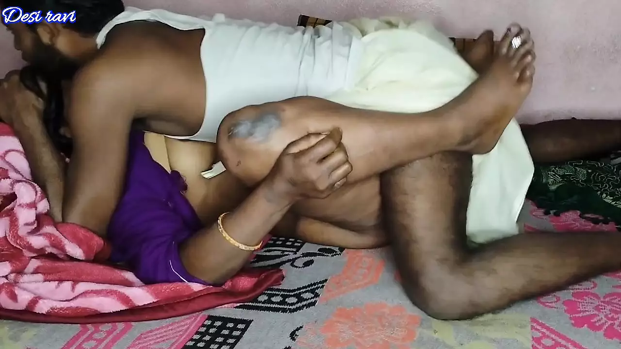 Desi Bhulakad Mousi Ko Raat Me Mousa Ke Badle Choda Old Man Teen Porn