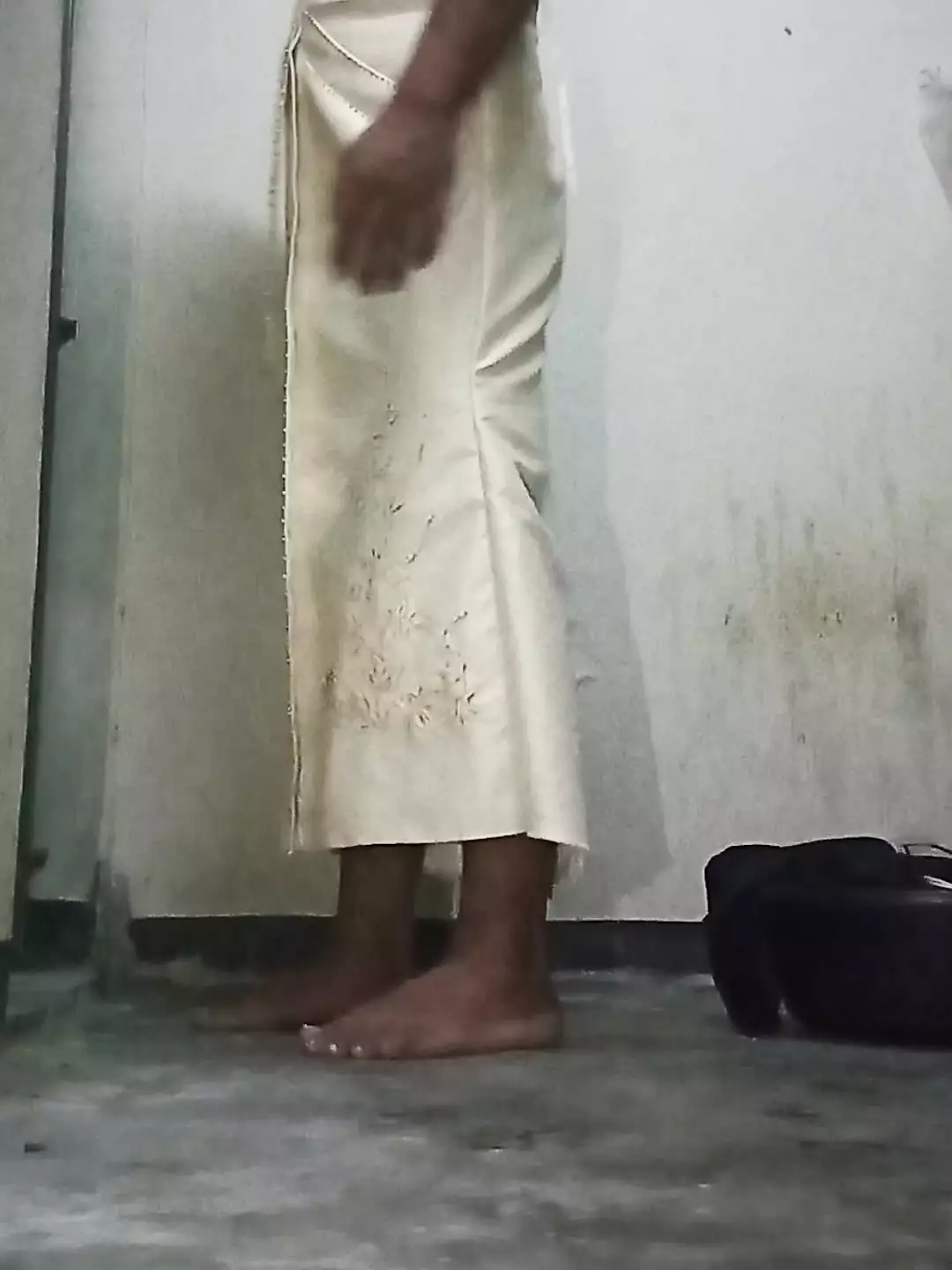 Transvesthemd Im Thai Kleid Mit Ihrem Geliebten Dildo XHamster