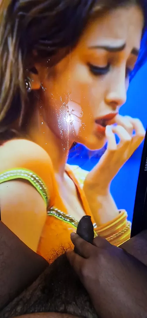 Shruti Hasan Kama Lanja Cum Lips Spit Bazar Lanja Indian Gay Desi Porn