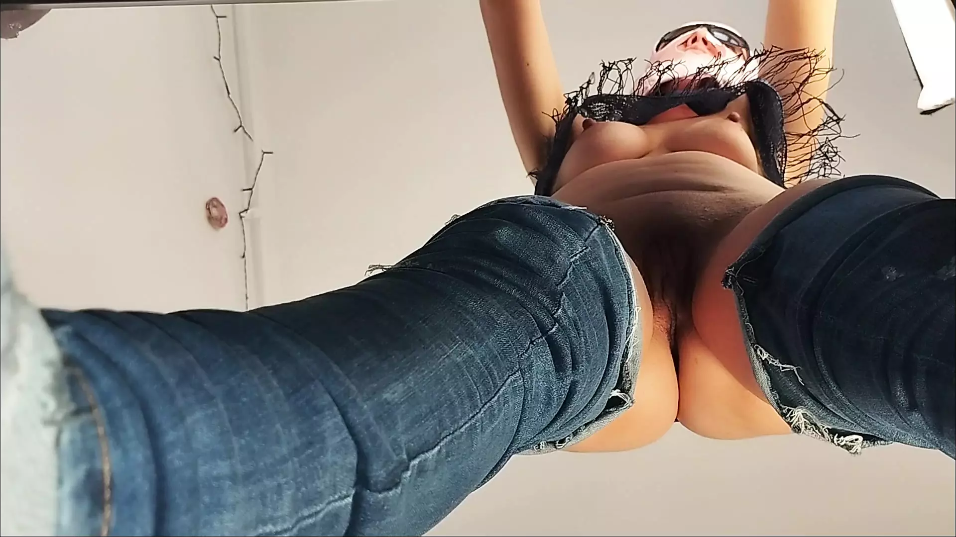 Sinnliche brünette haare dicke titten dicker arsch Sexy latina