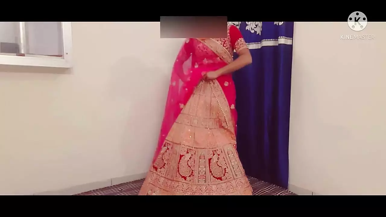 I Had A Lot Of Fun Wearing Bhabhiji S Ghaghracholi Gay In Hindi Porn