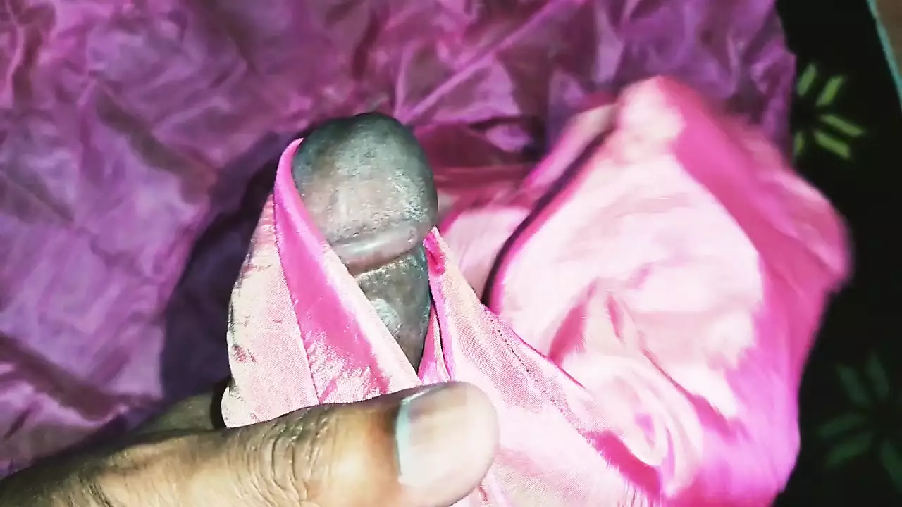 Satin Silk Handjob Porn Bhabhi Ki Silky Salwar Me Muth Mari XHamster