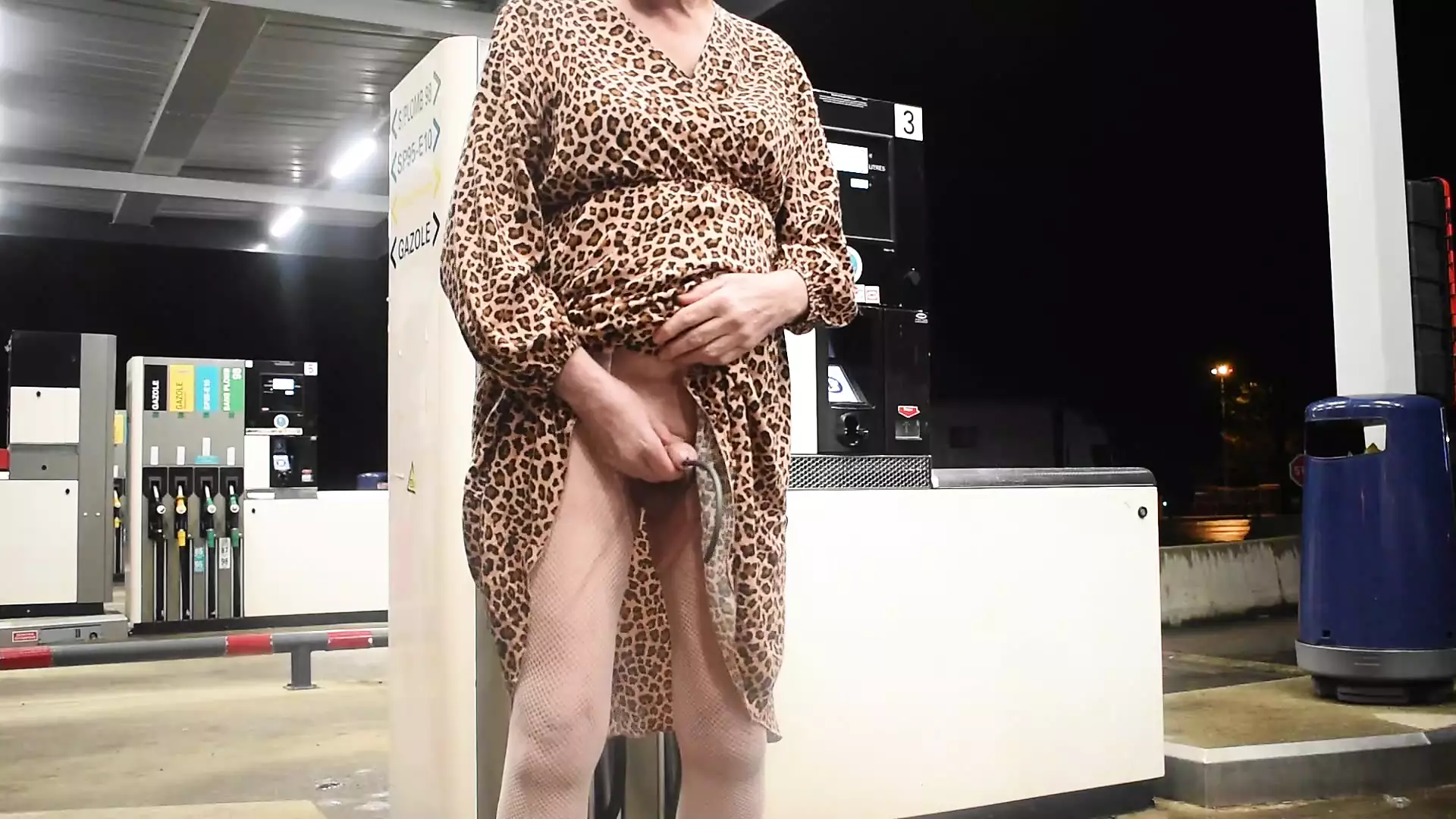 Urethral Sounding Outdoors Lingerie Shemale Pantyhose Porn Feat
