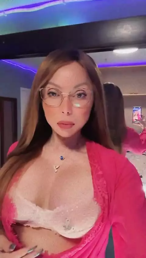 TS Erika Schinaider Piercing Free Shemale Escort Porn 2b XHamster