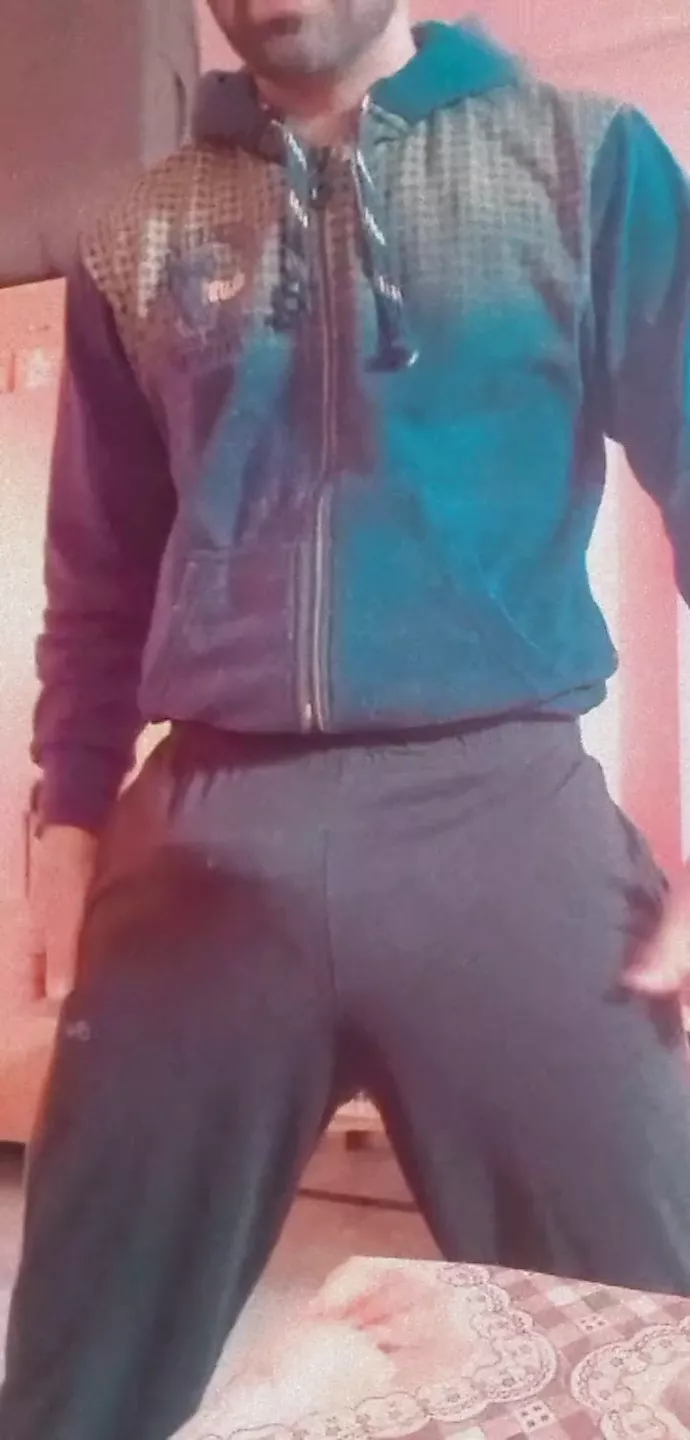 Handsome Man Teases Viewers With His Big Dick Gay Porn D6 XHamster