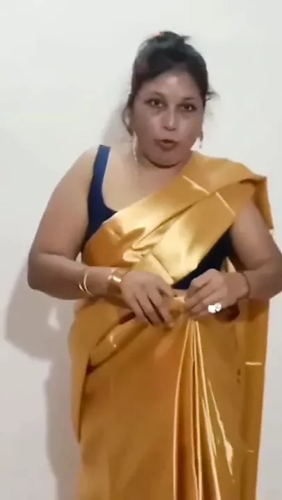 Satin Silk Saree Aunty Indian Maid Ass Porn XHamster