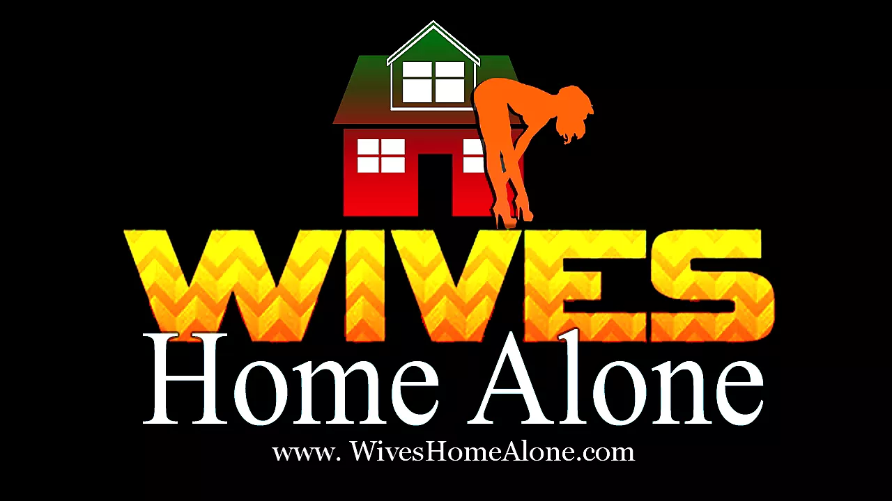 Horny Wife Home Alone Housewife Amateur Porn Feat Daisy Chain By