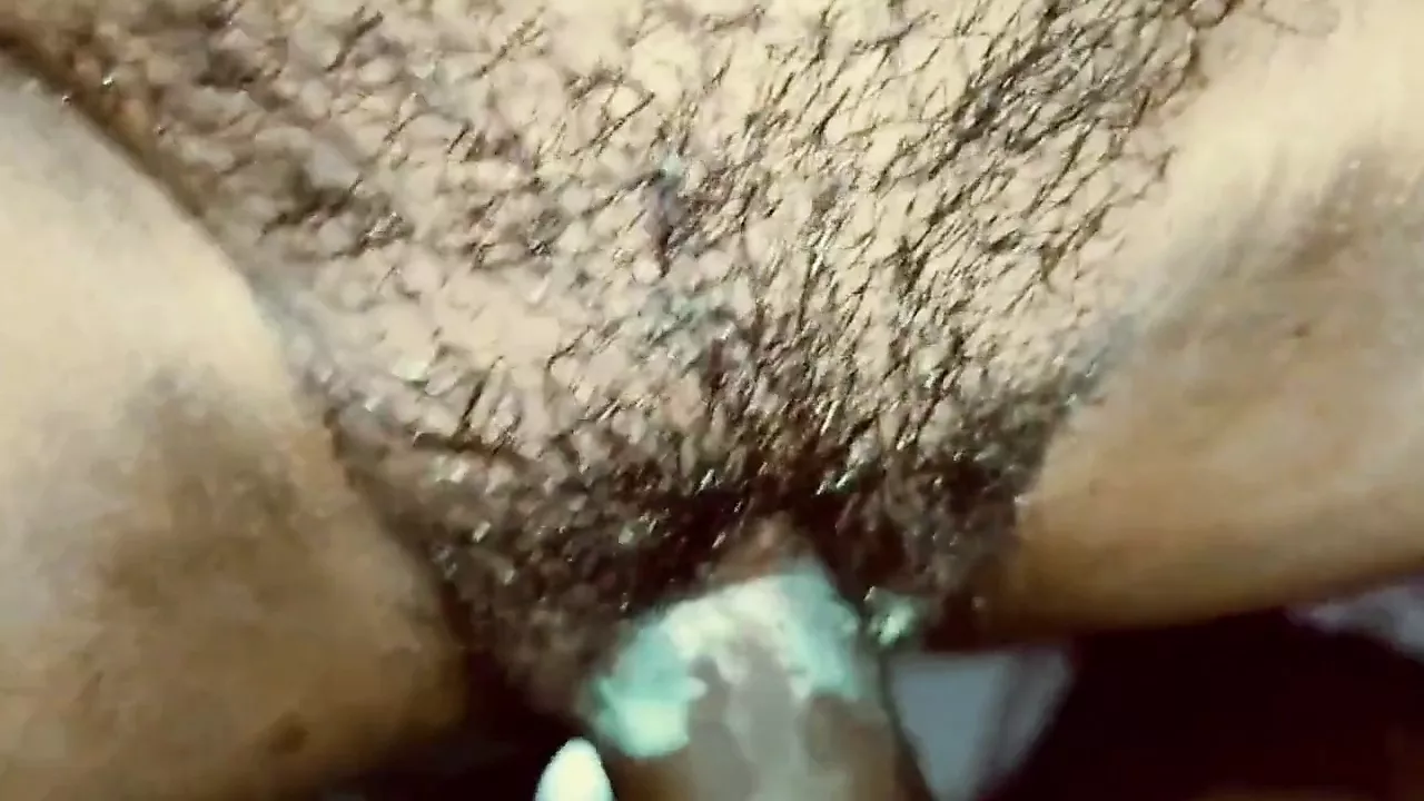 Inderin Bhabhi hat harten Sex mit ihrem Freund Spaß mit Möpsen xHamster
