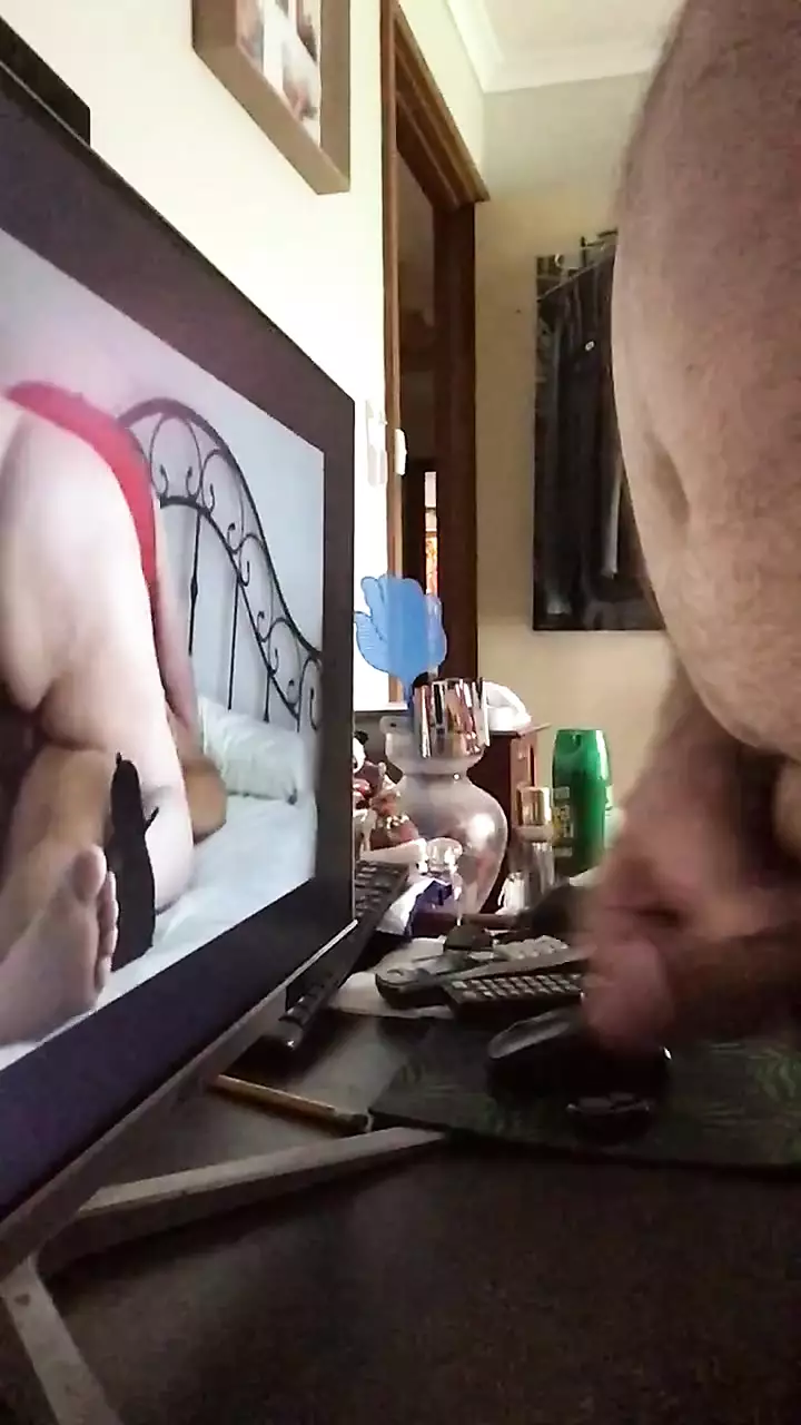Wanking To Porn XHamster
