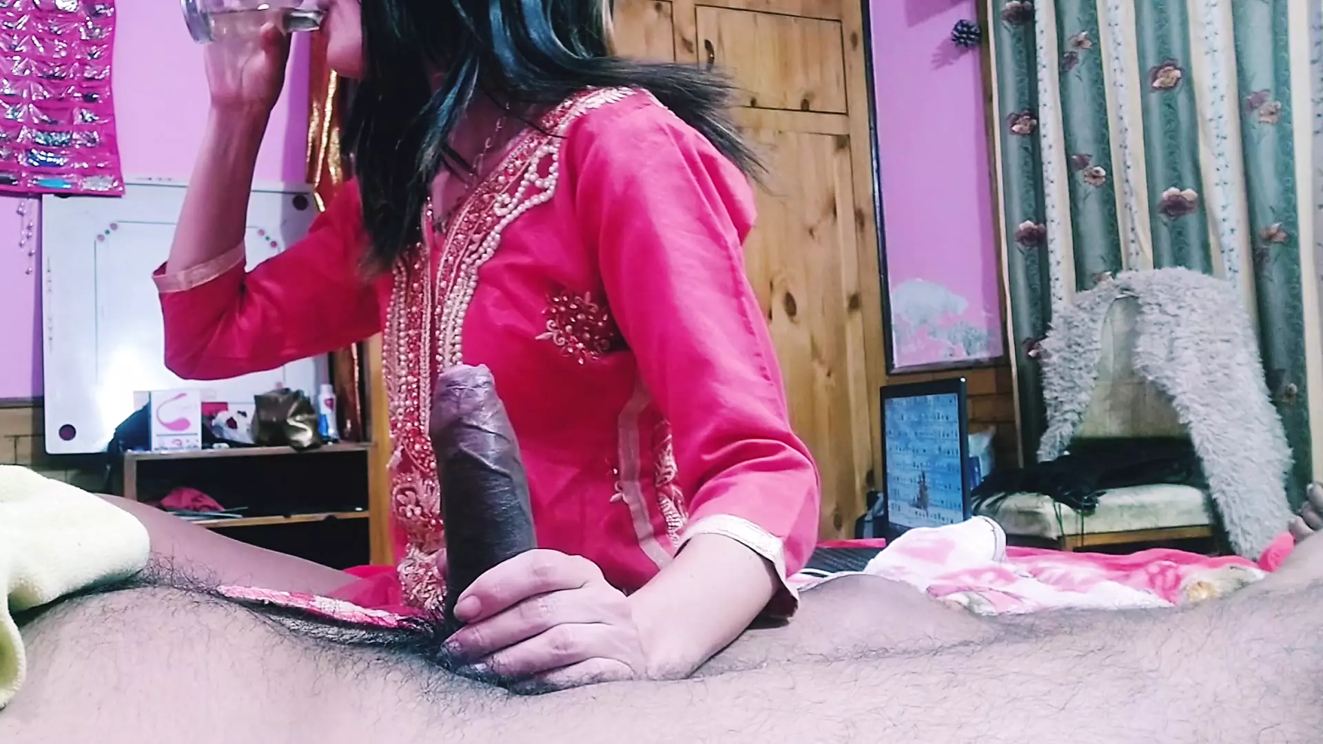 Man Wins With Super Size Dick Webcam Webcam Porn Feat Bolly Karma