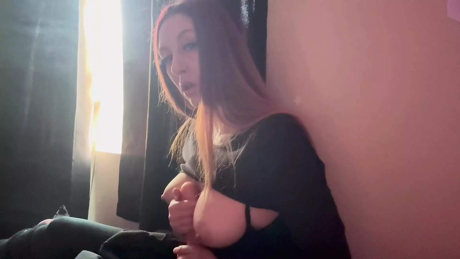 Italiana tesuda milf Artemisia Love cabelo comprido e peitões em