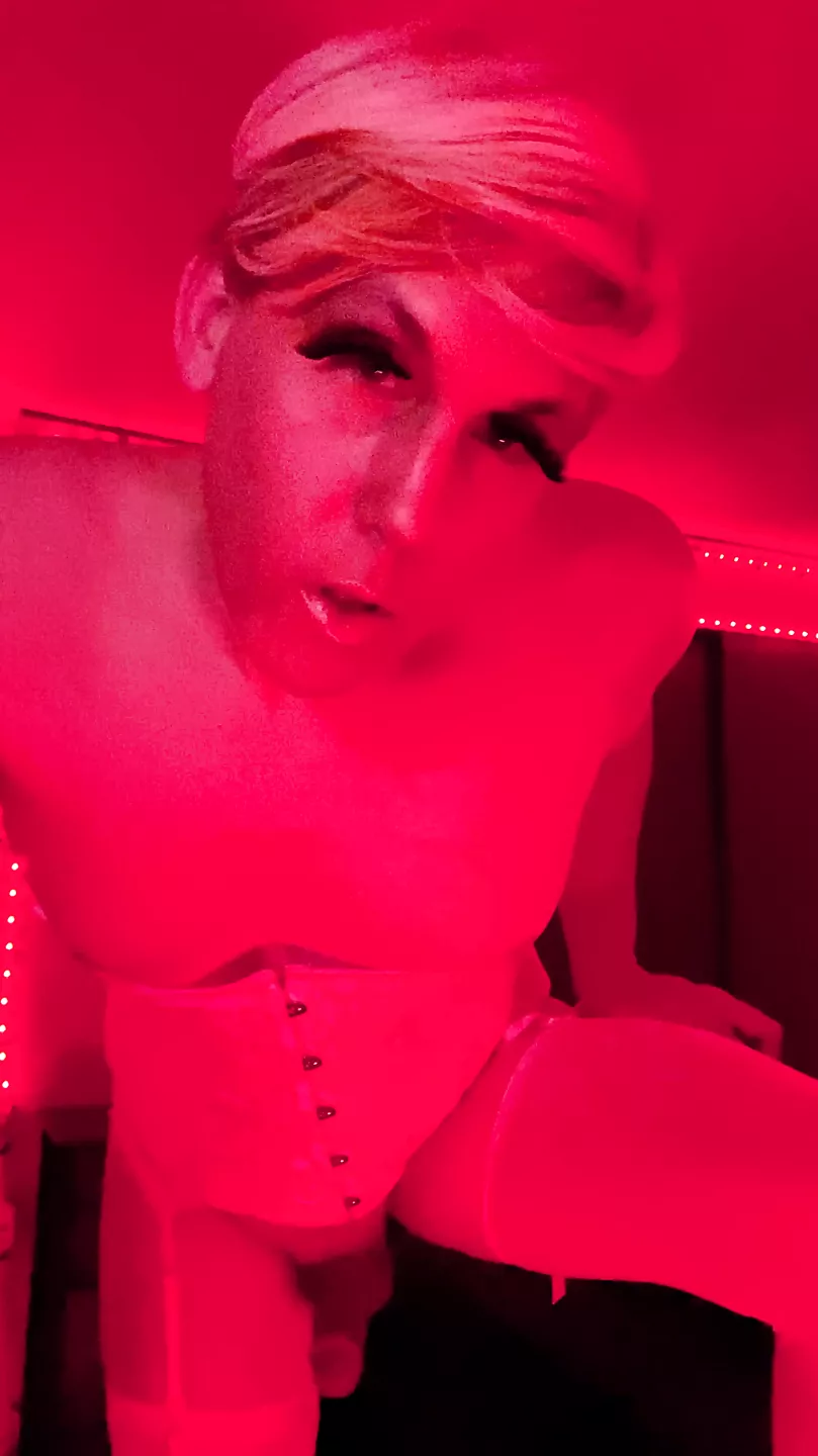 Flat Top Domme Shemale Cumshot HD Porn Video 24 XHamster