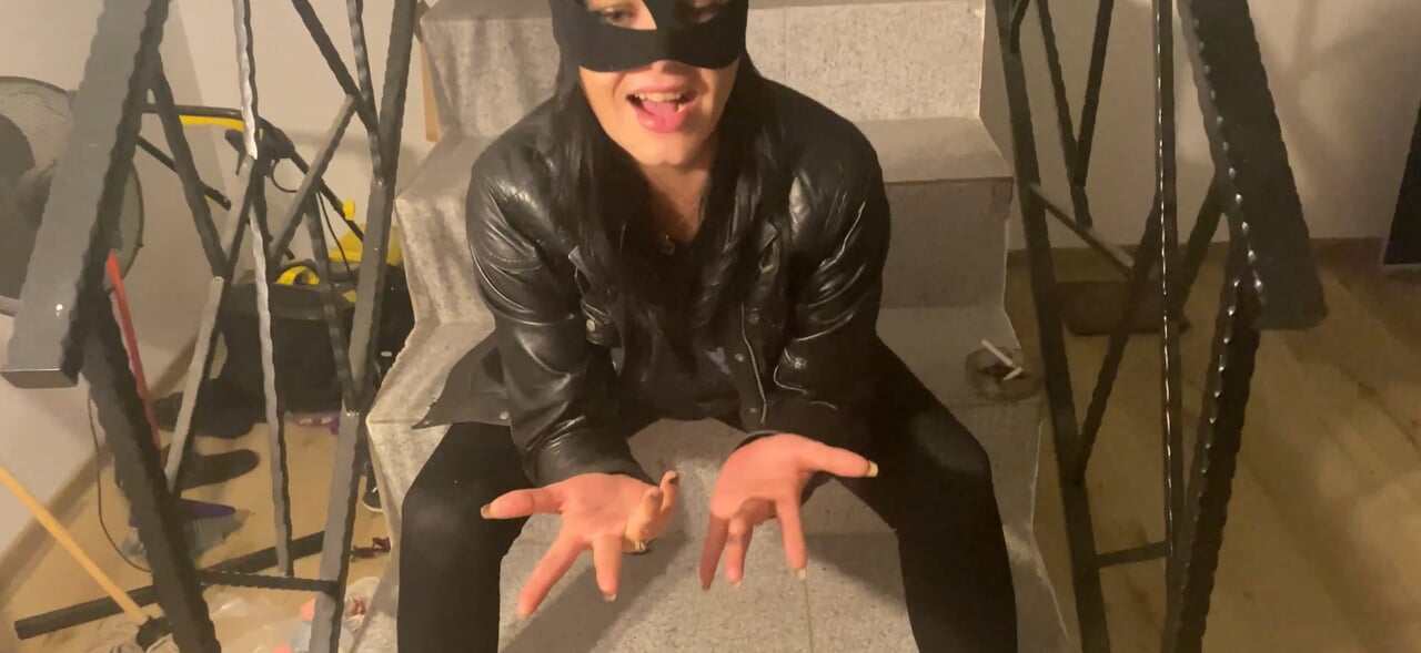 Cuộc phiêu lưu của milfycalla ep 18 ả điếm của Batman trở lại phiên bản dài
