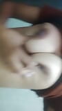 Индийская школьница мастурбирует и трахает пальцами ее тугую киску snapshot 1