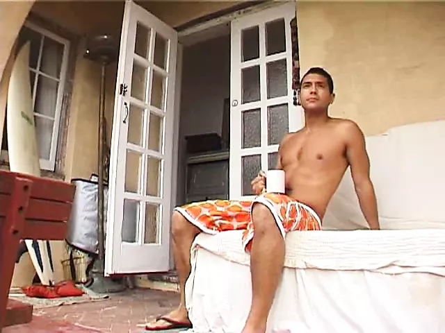 Surfer Daddy gets Woken up with Sex: Gay Old Porn | xHamster