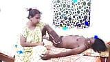 Indian Housewife Made Sex with Her Servant snapshot 3