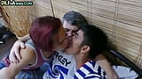 Amadora asiática amando DILF fode e é fodida em trio snapshot 1