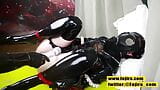 Fejira com jk, in Latex gekleidete Frau gefesselt und zum Orgasmus gepeitscht snapshot 9