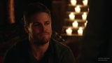 18+ hot arrow 3x20 oliver y felicidad escena de sexo. snapshot 4