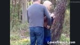LovesFrench baiser cette blonde dans le parc e jour snapshot 3