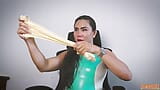 Latex handske fetisch ASMR av DominaFire snapshot 3