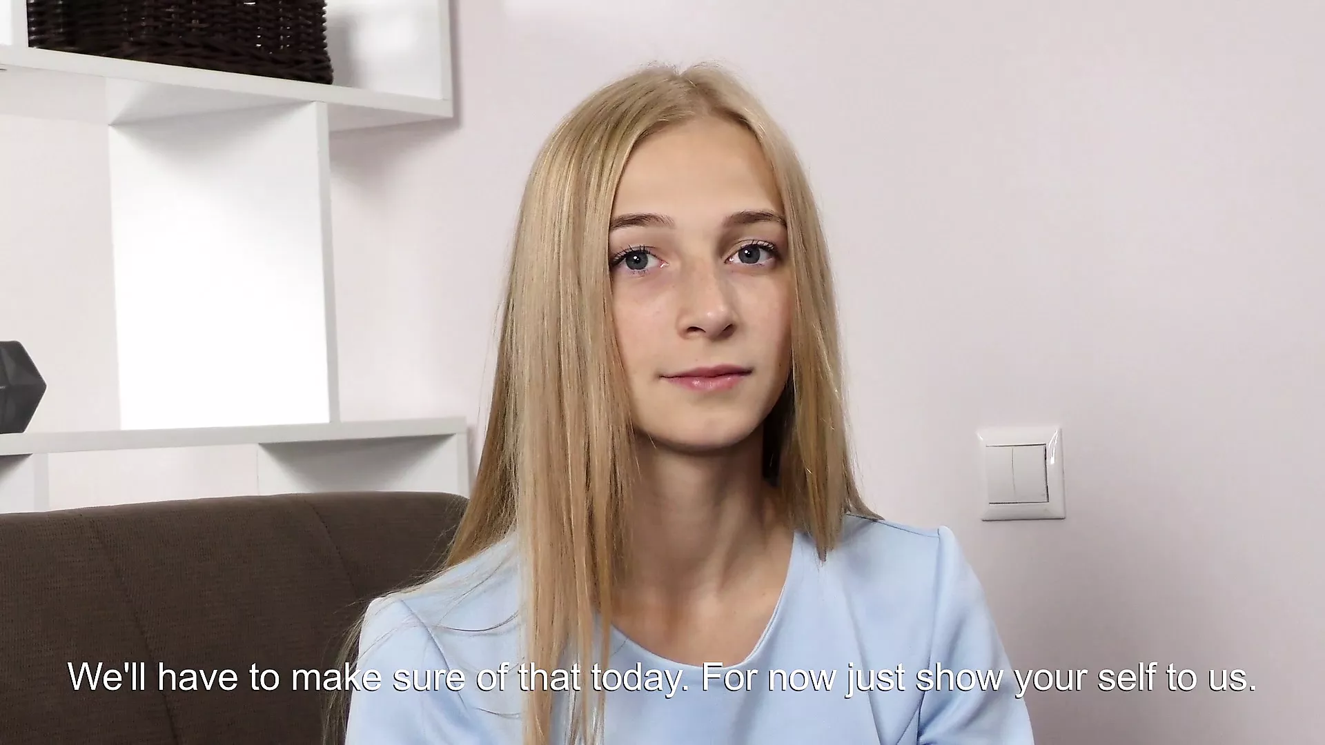 Lizka Gerenda, super heißes Solo-Schätzchen masturbiert