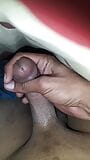 Desi Grande negro polla masturbándose y cumming masturbación con la mano snapshot 3