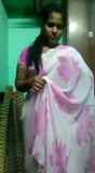 Women Teasing in Saree snapshot 4