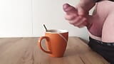 Stiefmutter will einen sahnigen Kaffee, also wichse ich für sie snapshot 3