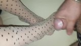 Fremde Nylons angespritzt snapshot 2