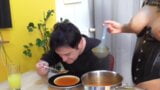 Penghinaan pemakanan kencing snapshot 6