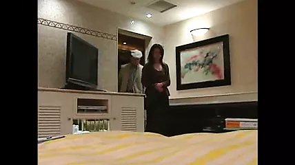 Tomomi Nagai en el cine para amantes mamada