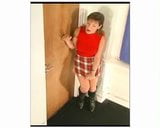 Wendy Taylor desperate to piss snapshot 4