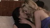 Belle giovani lesbiche fanno l'amore - Lexi e Zoe snapshot 3