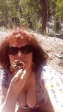 Pencinta Alam Perhatian! Melancap Dengan Pine Cone, Kongkek Tetek Cabang Pokok Semasa Rehat Mendaki Di Pergunungan!! snapshot 8