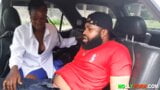 Ladygold Africa se divertiu com a popular estrela pornô nigeriana krissyjoh chris no carro snapshot 5