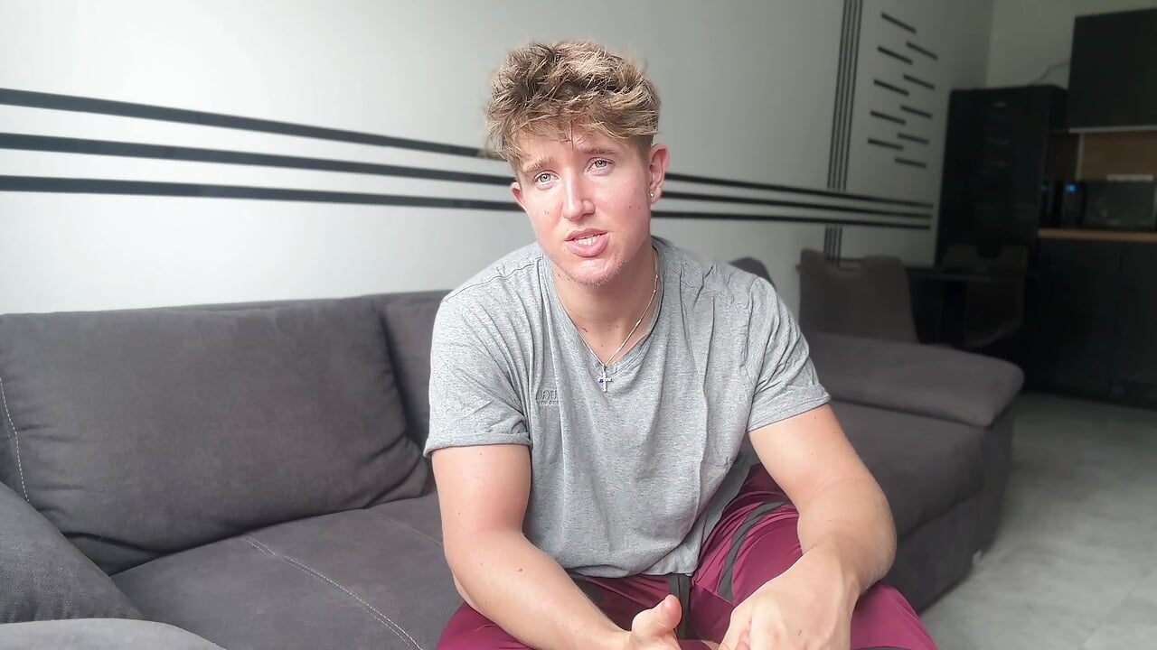 HOW I BECAME A WEBCAM MODEL -Christian Levine