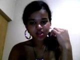 Ragazza carina e vecchio in webcam snapshot 16