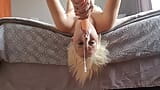 Blonde hoer neukt haar eigen keel met een dildo snapshot 14