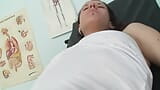 Hora de seu exame anual de buceta snapshot 4