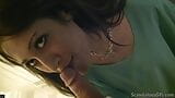 Gata gostosa chupa um pau duro - close-up na escada snapshot 5