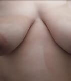 Tocandome las tetas en el trabajo snapshot 7