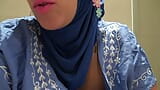 Une femme arabe infidèle veut faire l'amour snapshot 10